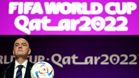 国际足联主席詹尼·因凡蒂诺于 2022 年 11 月 19 日在多哈卡塔尔国家会议中心 （QNCC） 出席新闻发布会，在卡塔尔 2022 年世界杯足球锦标赛之前。