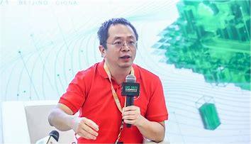 周鸿祎想“挖”董宇辉：把他直播的段子和金句 GPT 化